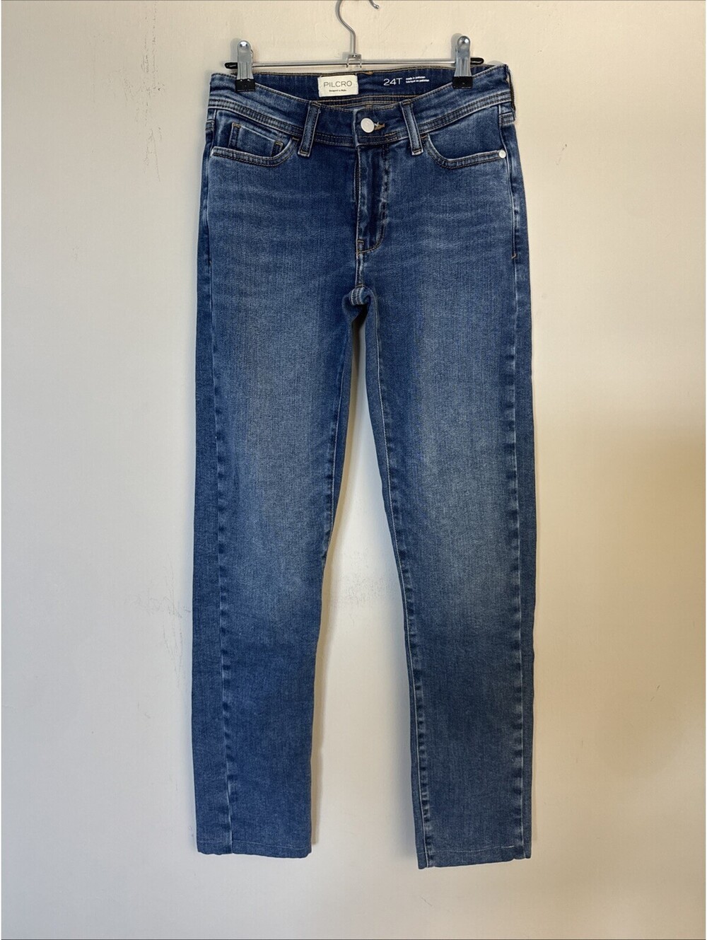 Women’s Anthro Pilcro Jeans Slim Boyfriend Blue Womens 24T Skinny Medium Wash